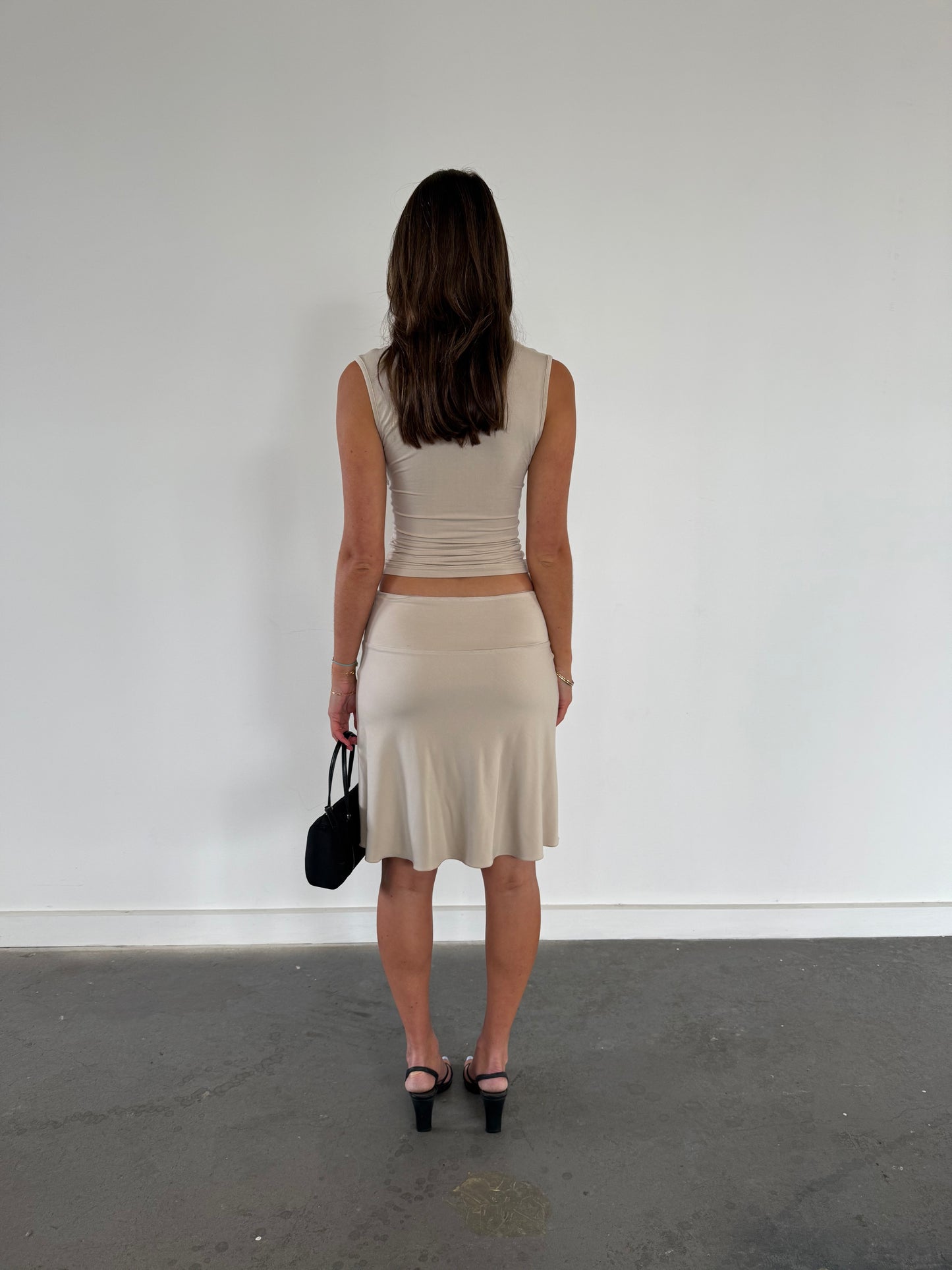V Cut Top